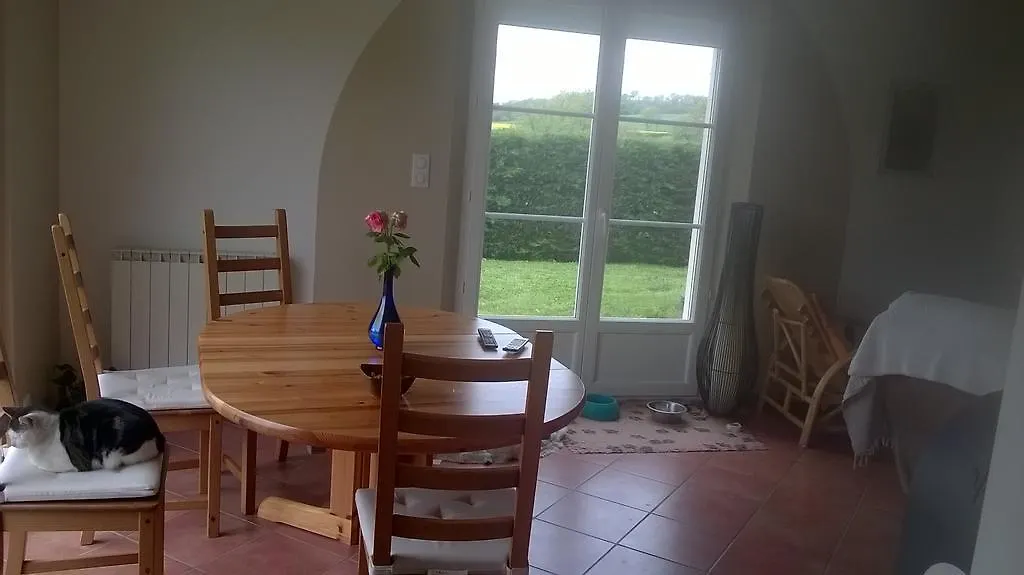 Maison De La Fontaine Verte Proche Albi- Rodez- Carmaux 0*,  France